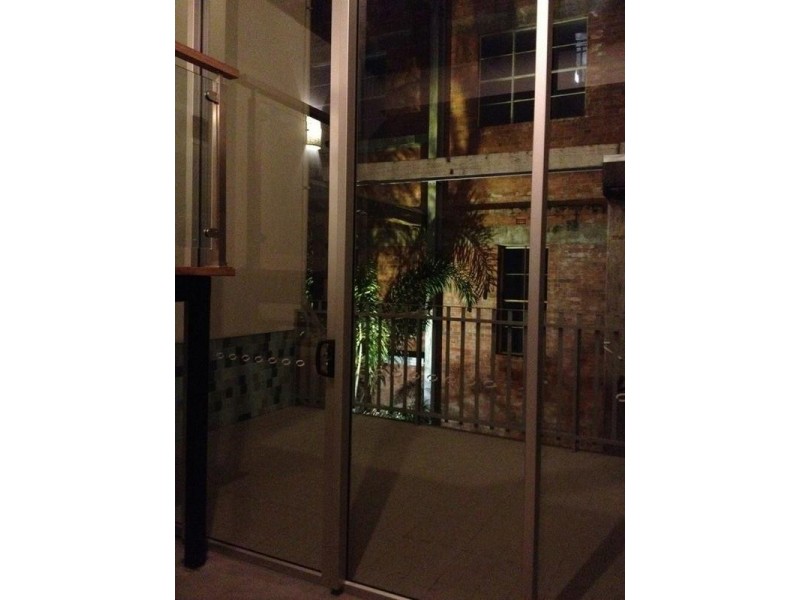 8 Skyring Terrace, Teneriffe QLD 4005