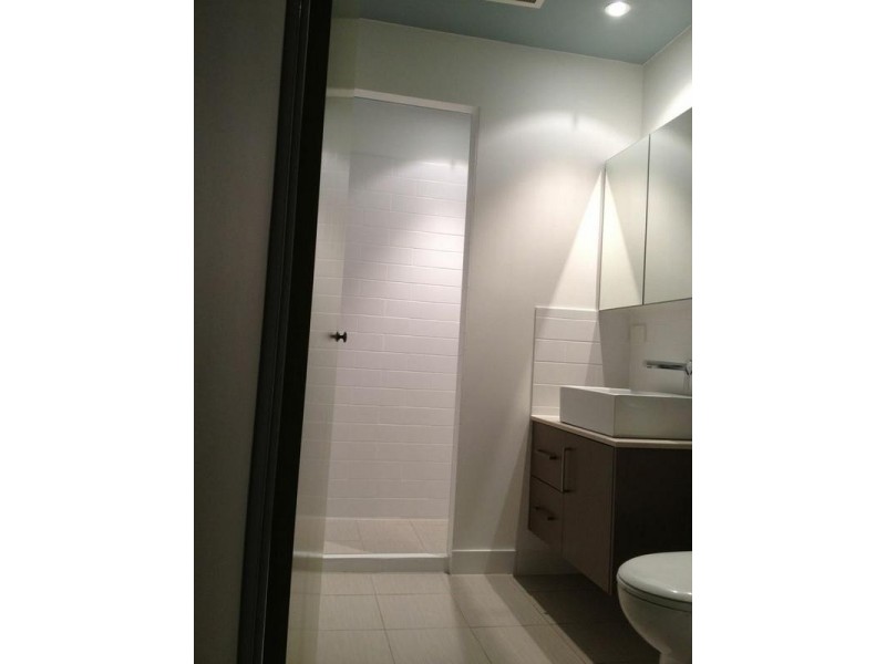 8 Skyring Terrace, Teneriffe QLD 4005