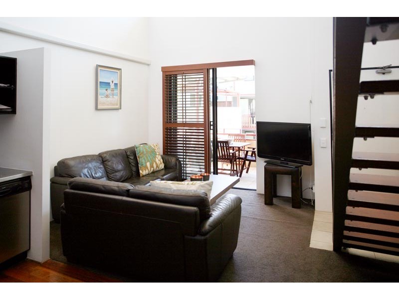 139 Commercial Road, Teneriffe QLD 4005