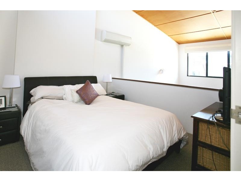 139 Commercial Road, Teneriffe QLD 4005