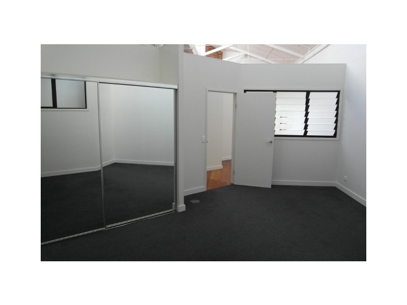 54 Vernon Terrace, Teneriffe QLD 4005