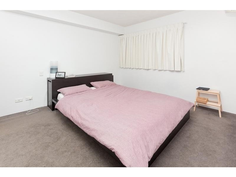 1 Ella Street, Newstead QLD 4006