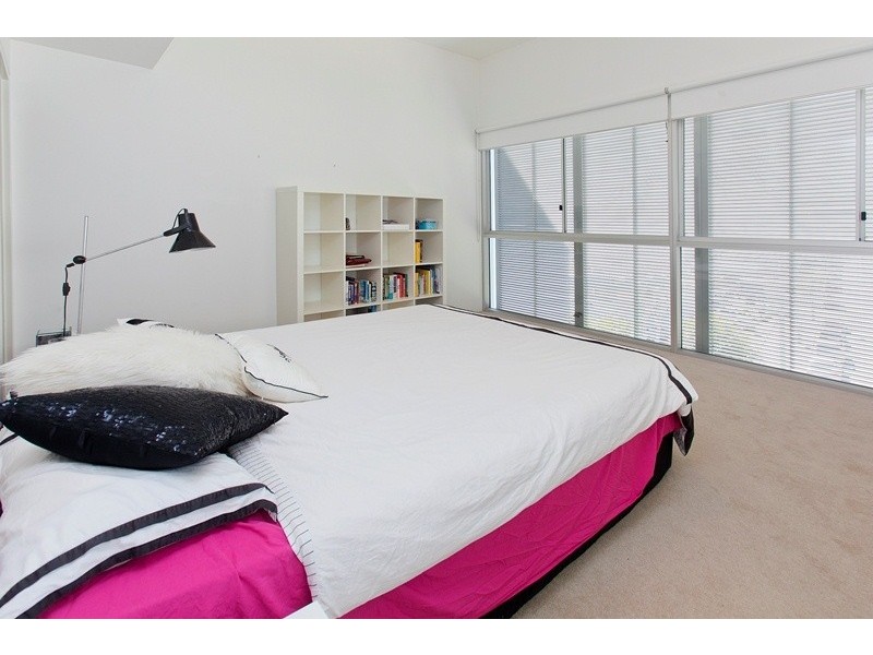 1 Ella Street, Newstead QLD 4006