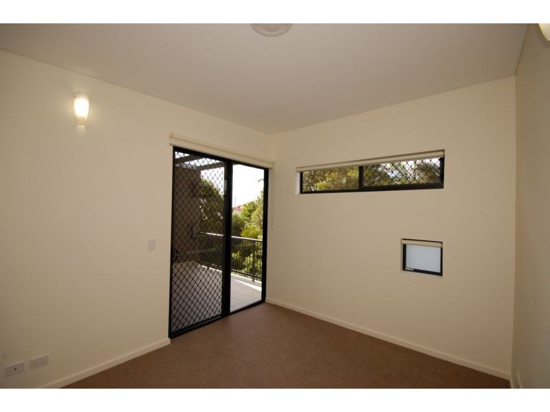 38 Brougham Street, Fairfield QLD 4103