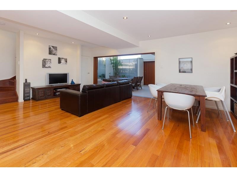 15 Halford St, Newstead QLD 4006