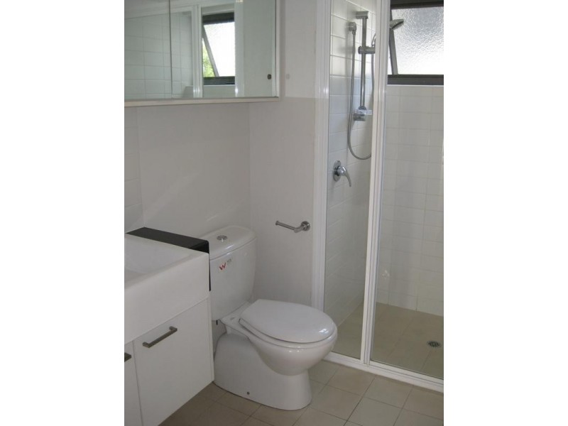 36 Stopford Street, Wooloowin QLD 4030