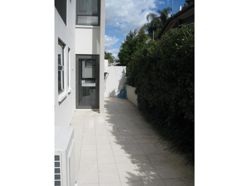 36 Stopford Street, Wooloowin QLD 4030