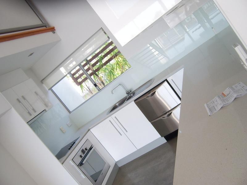 1 Ella Street, Newstead QLD 4006