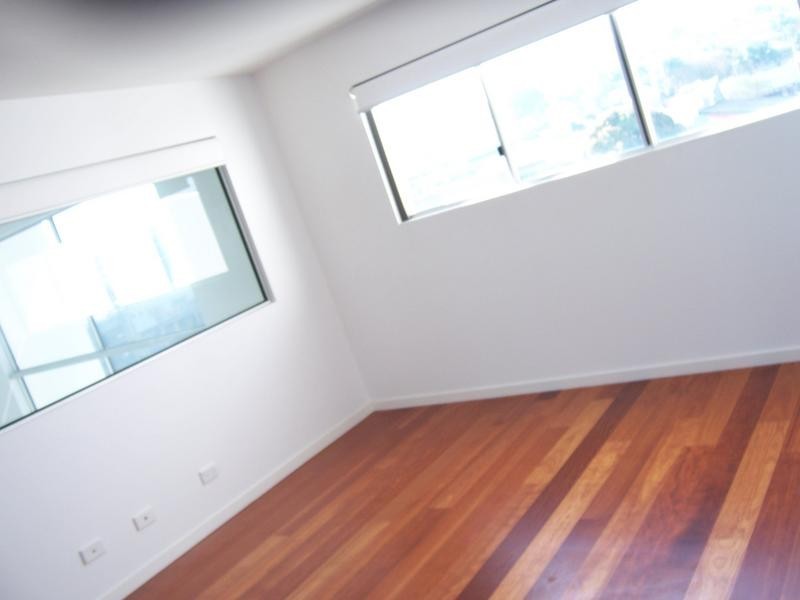 1 Ella Street, Newstead QLD 4006