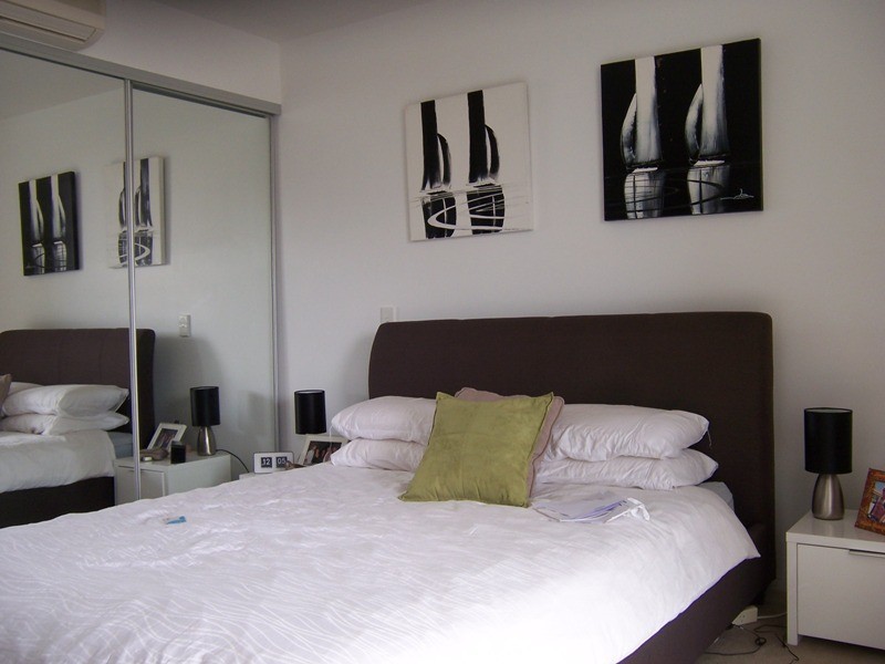 01 Ella Street, Newstead QLD 4006