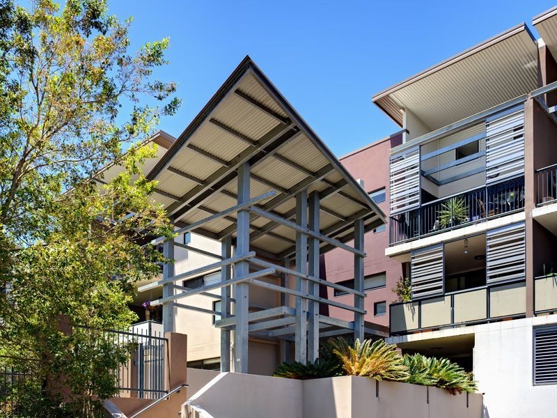 38 Brougham Street, Fairfield QLD 4103