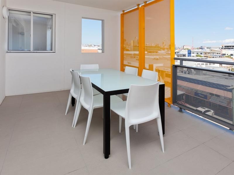 19 Masters Street, Newstead QLD 4006