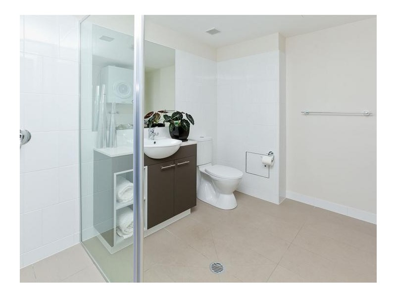 19 Masters Street, Newstead QLD 4006