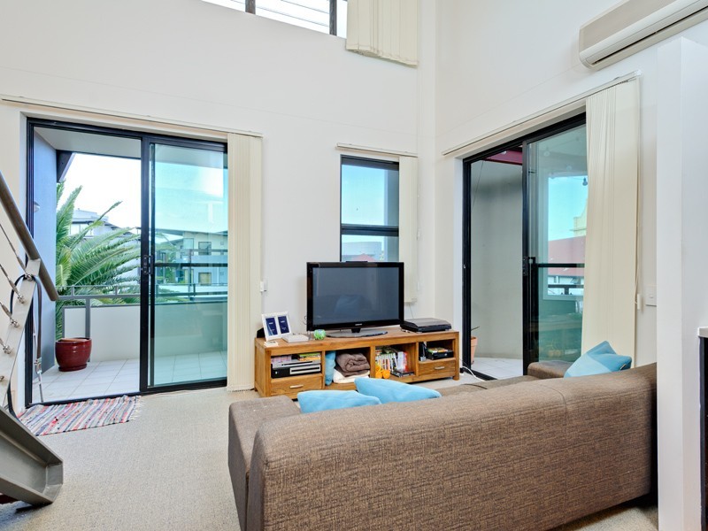 8 Dath Street, Teneriffe QLD 4005