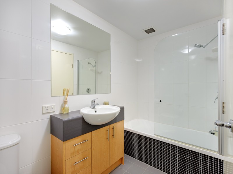 38 Brougham Street, Fairfield QLD 4103