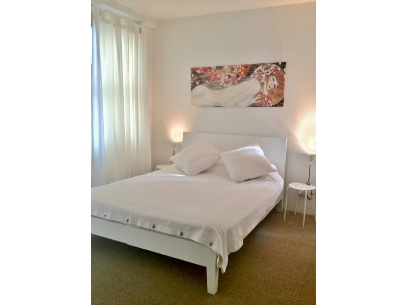 8 Dath Street, Teneriffe QLD 4005