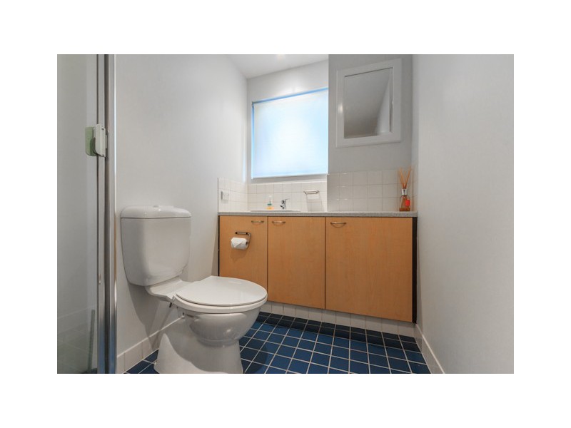 8 Dath Street, Teneriffe QLD 4005