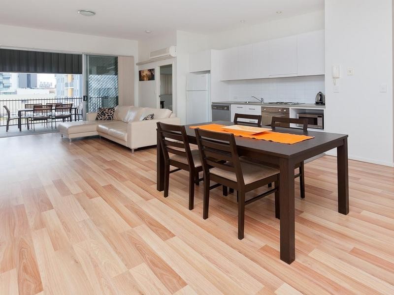 28 Masters Street, Newstead QLD 4006