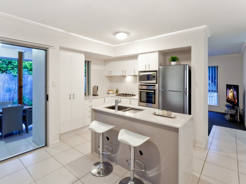 38 Halifax Street, Coorparoo QLD 4151