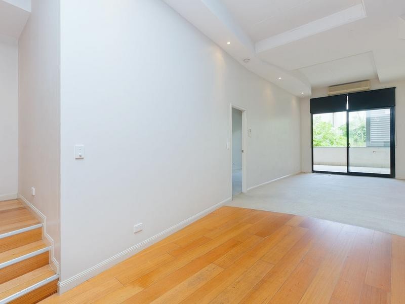 24 Macquarie Street, Teneriffe QLD 4005