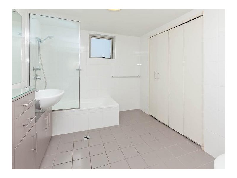 42 Newstead Terrace, Newstead QLD 4006