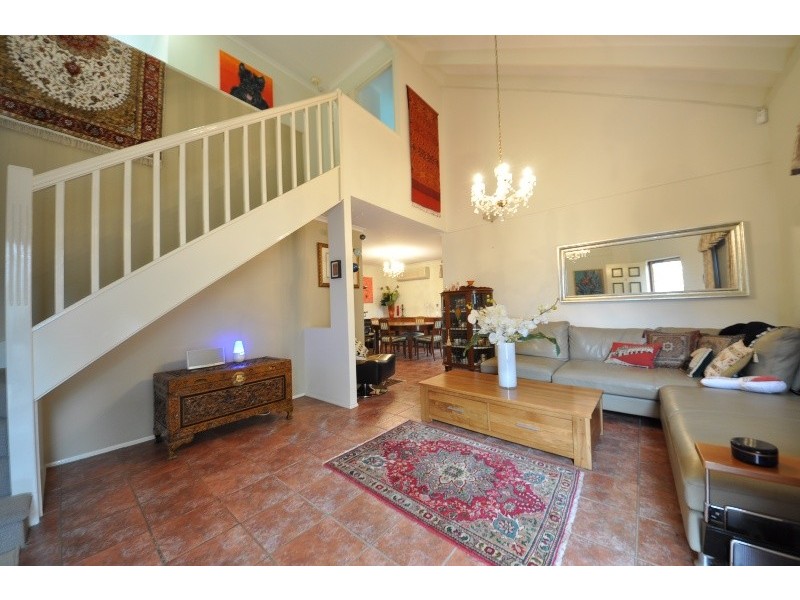 34 Edmonstone Street, Newmarket QLD 4051