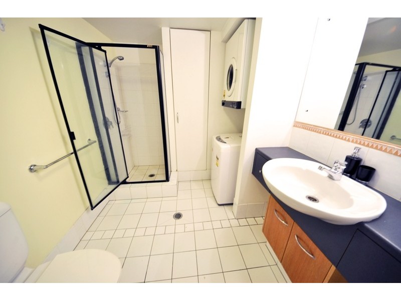 140/53 Vernon Terrace, Teneriffe QLD 4005