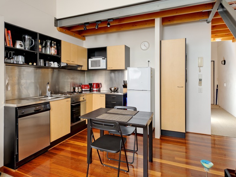139 Commercial R., Teneriffe QLD 4005