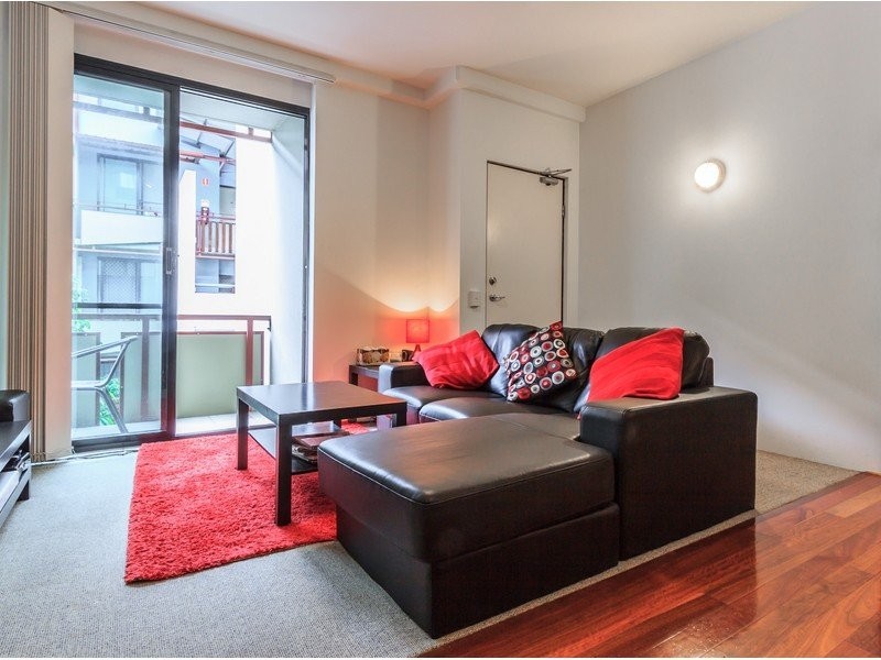 139.. Commercial Road, Teneriffe QLD 4005