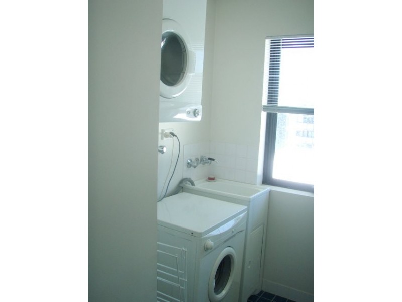 129-139 Commercial Rd, Teneriffe QLD 4005