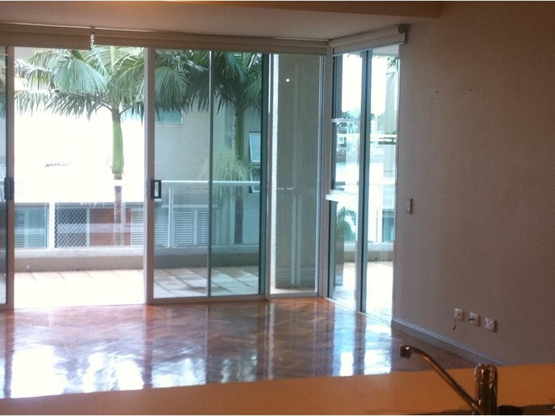27 Vernon Terrace, Teneriffe QLD 4005