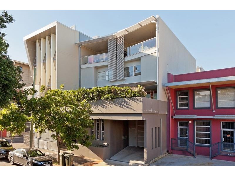 24 Wandoo Street, Newstead QLD 4006