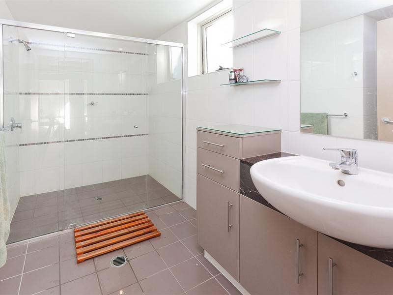 42 Newstead Terrace, Newstead QLD 4006