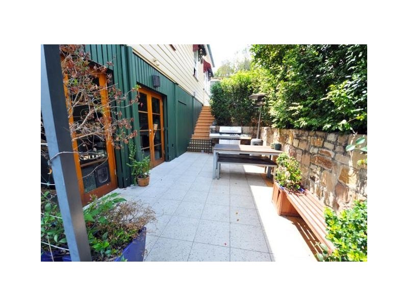 279a Kent Street, Newstead QLD 4006