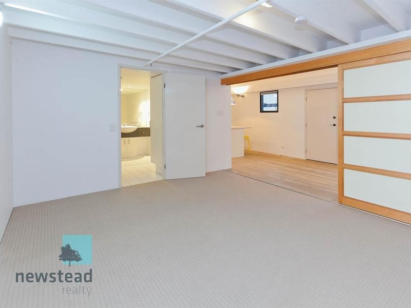 53 Vernon Tce, Teneriffe QLD 4005