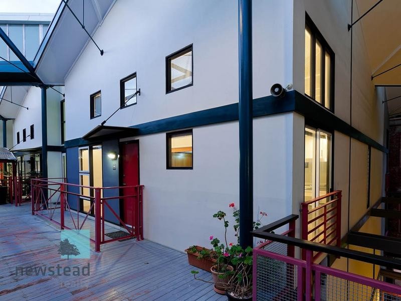 53 Vernon Tce, Teneriffe QLD 4005