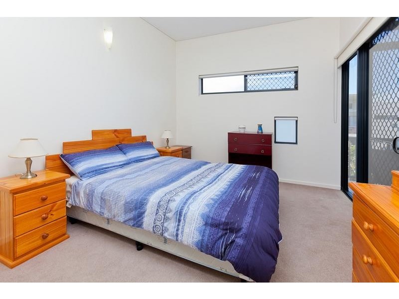 38 Brougham, Fairfield QLD 4103