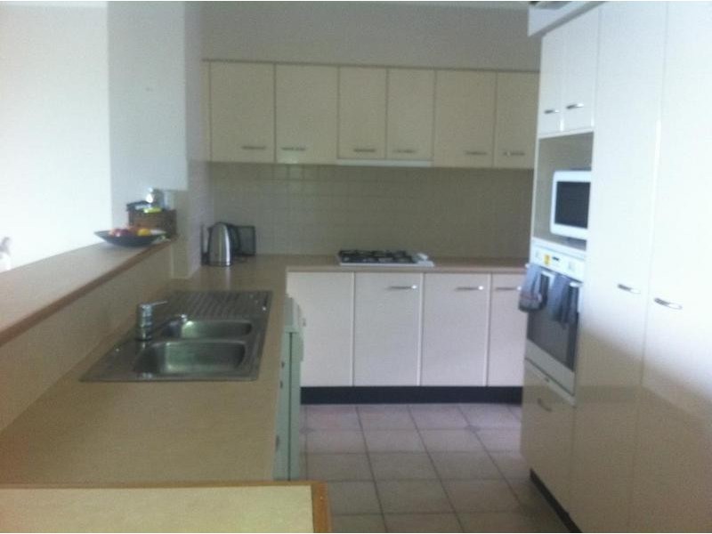 24/15 Vernon Terrace, Teneriffe QLD 4005