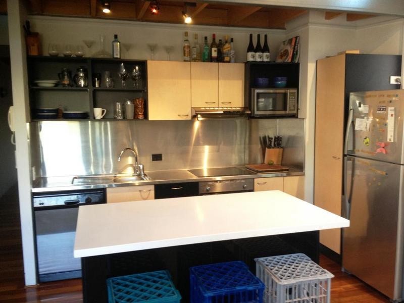 139 Commercial Rd, Teneriffe QLD 4005