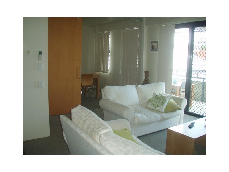 139 Commercial Rd, Teneriffe QLD 4005