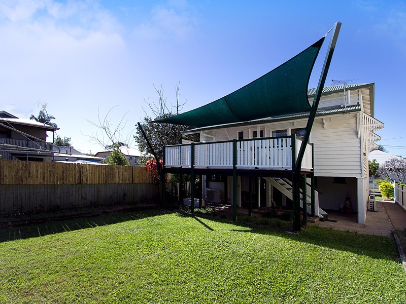 53 Baron Street, Greenslopes QLD 4120
