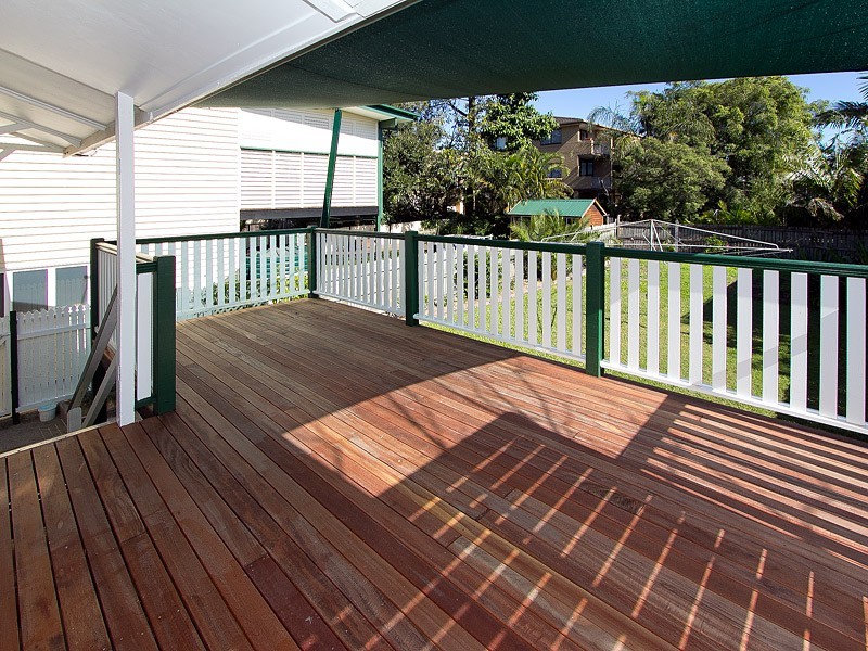 53 Baron Street, Greenslopes QLD 4120