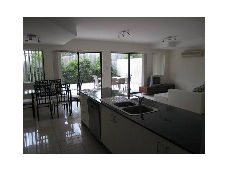 5/233 Gympie Road, Kedron QLD 4031