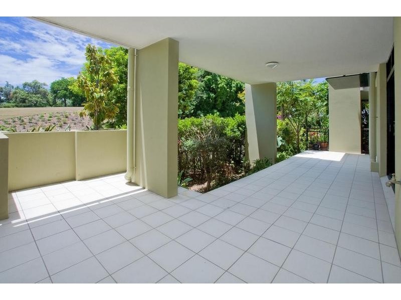 2/1 Newstead Avenue, Newstead QLD 4006