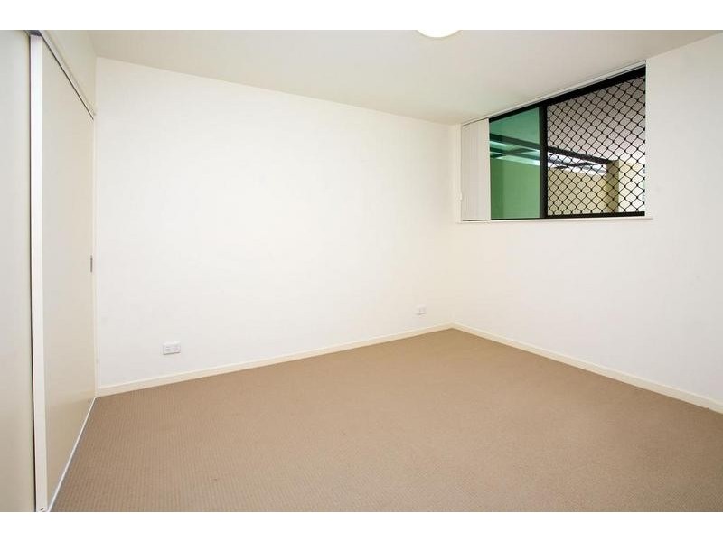 2/1 Newstead Avenue, Newstead QLD 4006