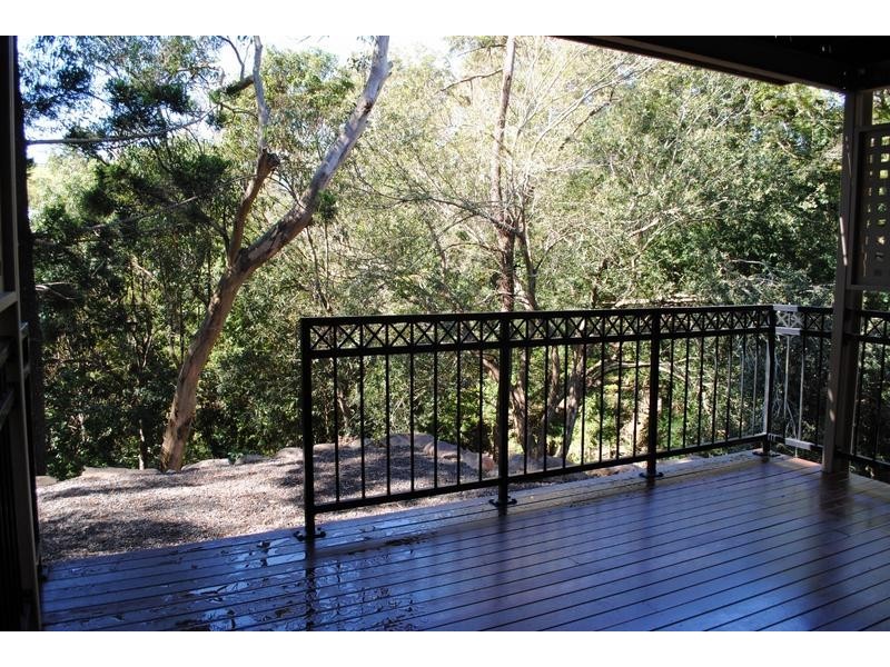 30 Dauphin Terrace, Highgate Hill QLD 4101