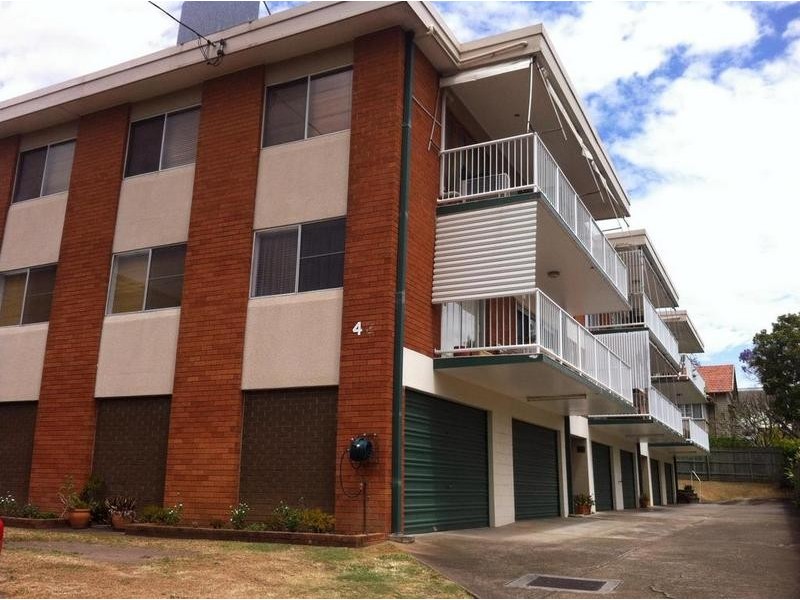 2/42 Gregory Tce, Clayfield QLD 4011