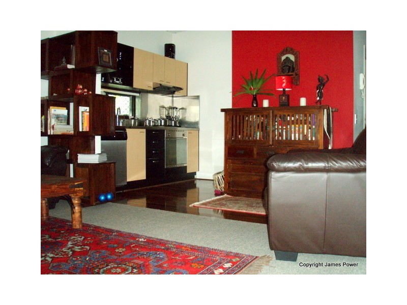 139 Commercial Rd, Teneriffe QLD 4005