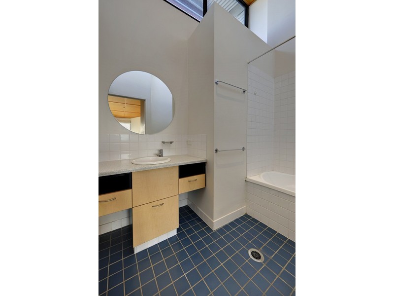 77/8 Dath, Teneriffe QLD 4005