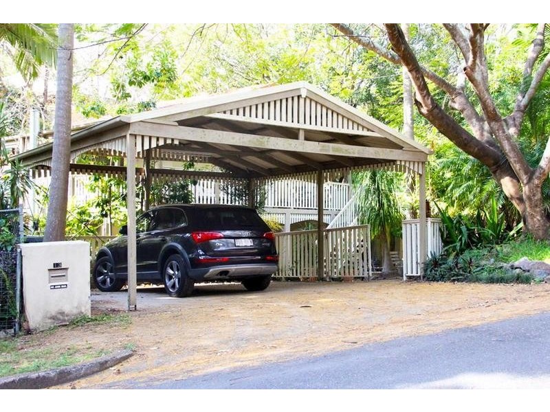 13 Pelion Street, Bardon QLD 4065